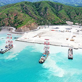World’s First Bottom-Feed Vibroflotation Project with Automatic Stone Column Vessel
