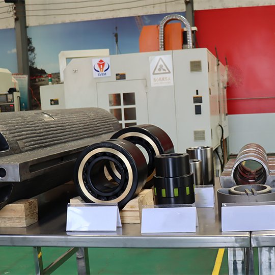 Made of high-carbon alloy steel with a wear-resistant surface layer