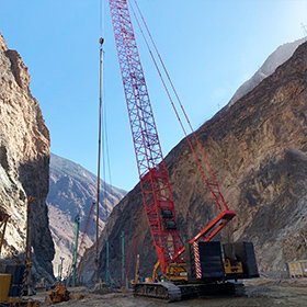World’s Deepest Top-Feed Vibroflot Project Record